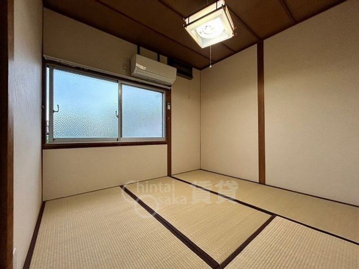 大阪府池田市豊島南1丁目(一戸建)の賃貸物件の居間