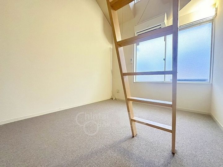 大阪府大阪市東淀川区豊里5丁目の賃貸アパートの居間