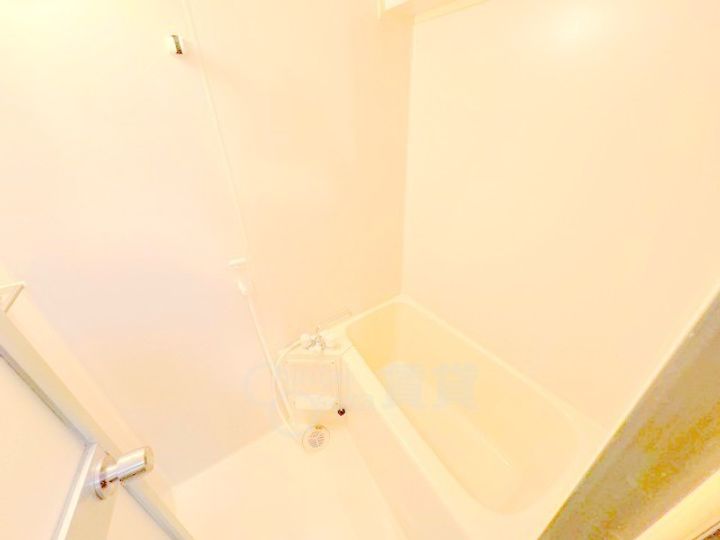 大阪府大阪市淀川区西中島1丁目の賃貸マンションの風呂