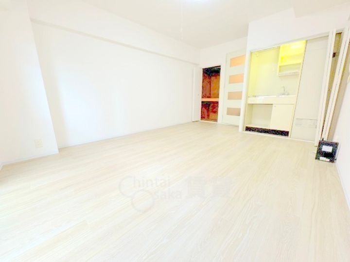 大阪府大阪市淀川区西中島1丁目の賃貸マンションの居間