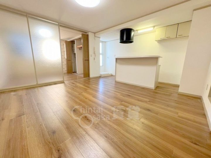 大阪府大阪市淀川区三津屋南2丁目(マンション)の賃貸物件の居間