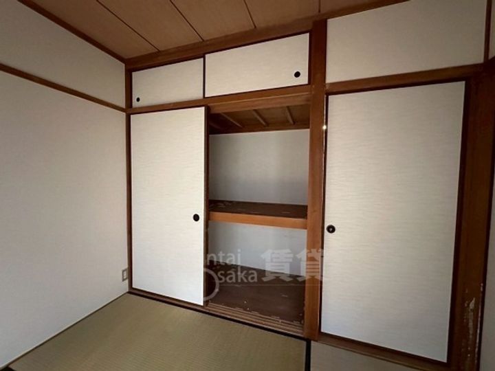 大阪府吹田市片山町4丁目の賃貸アパートの内装