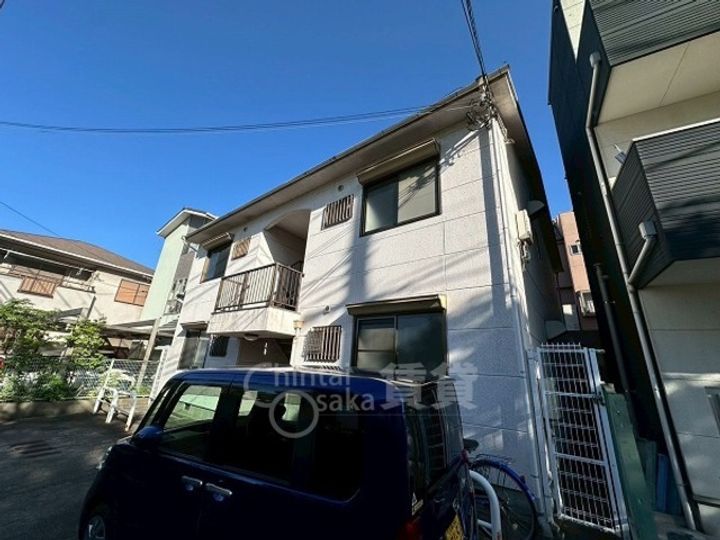 大阪府吹田市片山町4丁目の賃貸アパートの外観