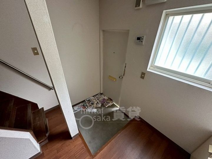 兵庫県宝塚市平井3丁目(一戸建)の賃貸物件の玄関