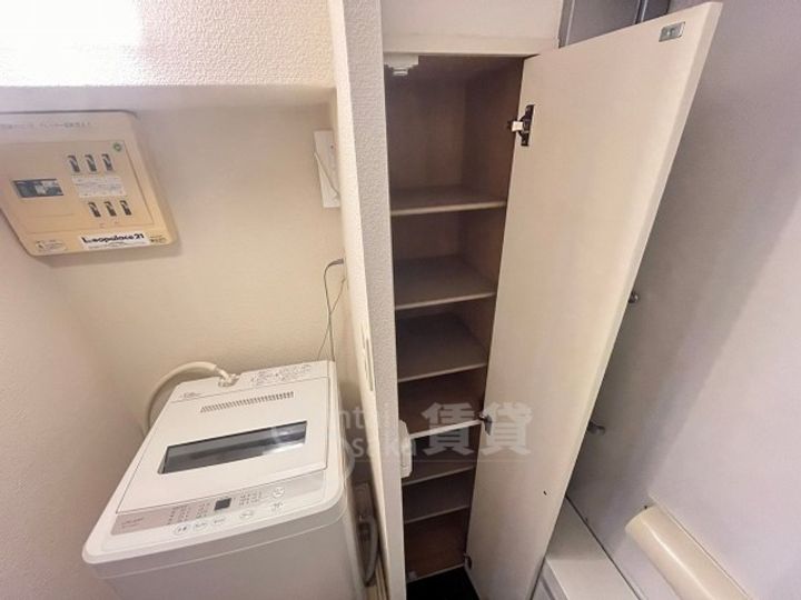 レオパレス三津屋の内装