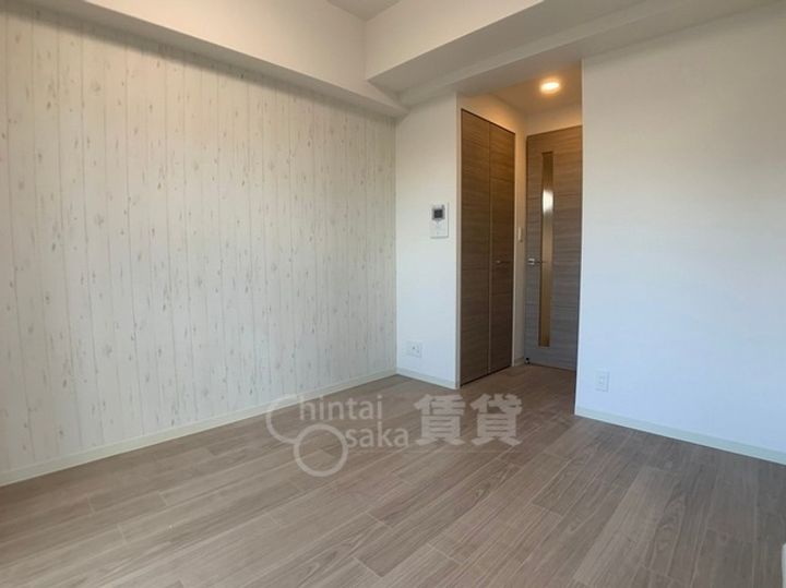 大阪府大阪市淀川区西三国2丁目(マンション)の賃貸物件の居間