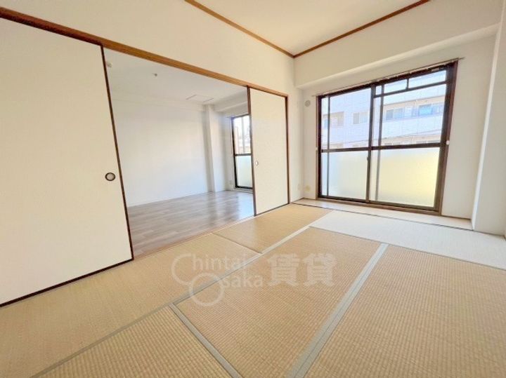 東淡路豊源ビルの居間