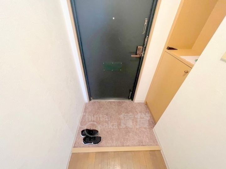 東淡路豊源ビルの玄関