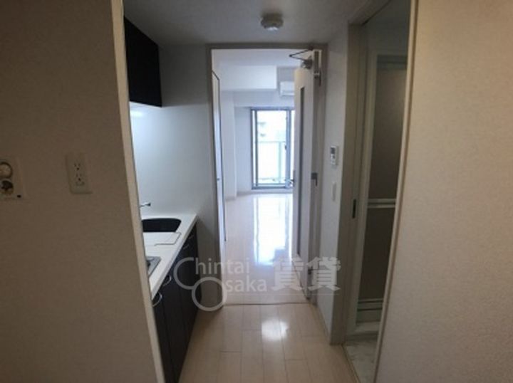 大阪府大阪市東淀川区東中島2丁目の賃貸マンションの内装