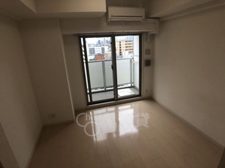 大阪府大阪市東淀川区東中島2丁目の賃貸マンションの居間