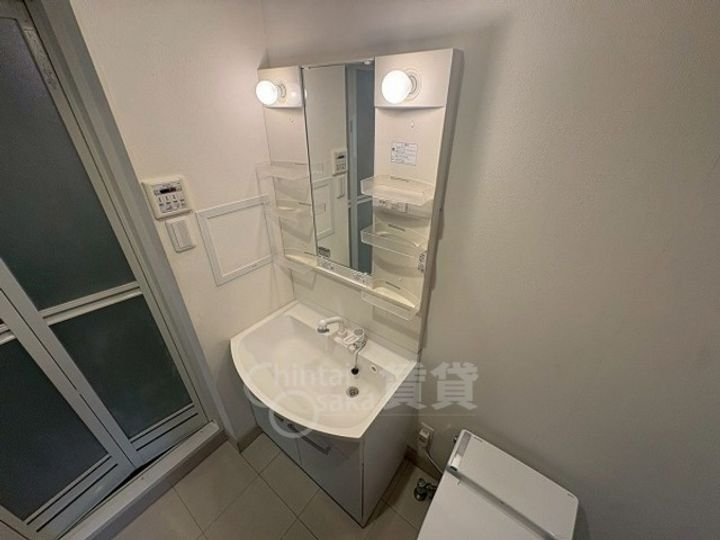 大阪府大阪市淀川区新高2丁目の賃貸マンションの内装