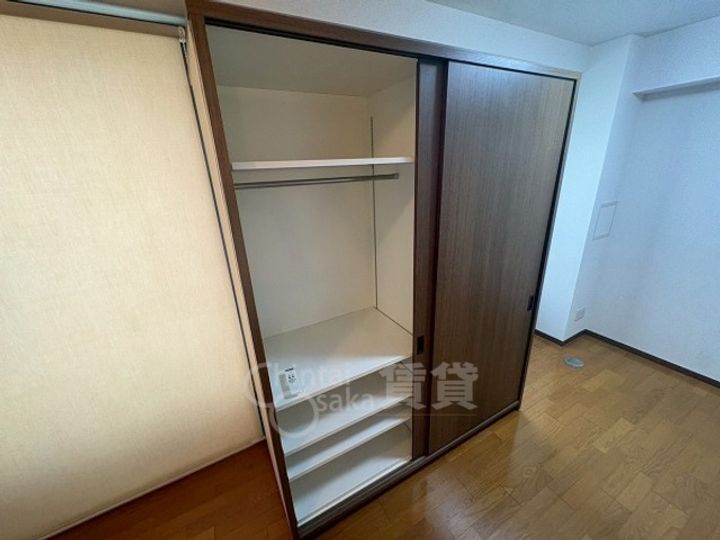 大阪府大阪市淀川区新高2丁目の賃貸マンションの内装