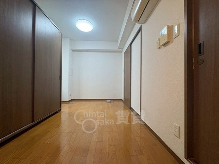 大阪府大阪市淀川区新高2丁目の賃貸マンションの居間