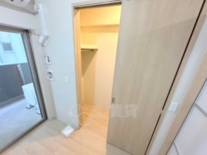 大阪府大阪市淀川区宮原1丁目の賃貸マンションの内装