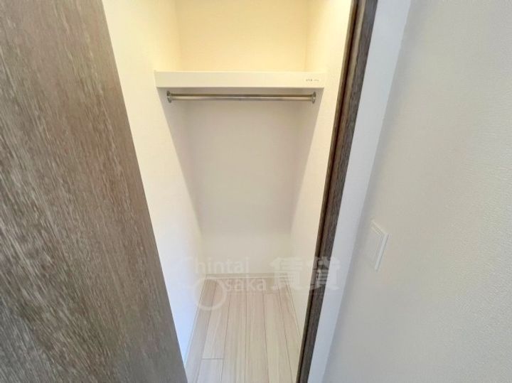 大阪府大阪市淀川区十八条1丁目の賃貸マンションの内装