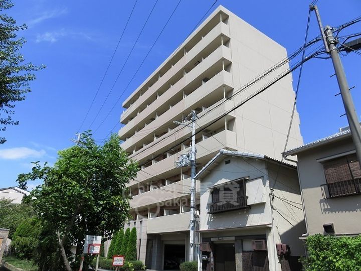 ジュネーゼグラン福島EbiEの外観