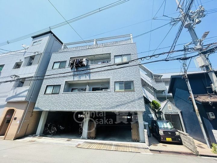 ホーリーライフ福島の外観