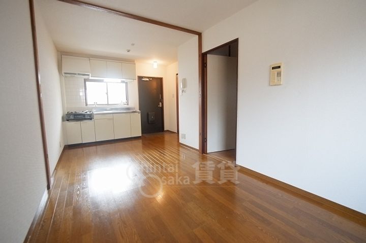 ホーリーライフ福島の居間