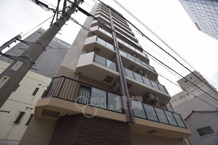 ALZA西本町の外観