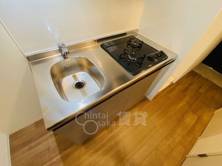 ファーストフィオーレ九条2のキッチン