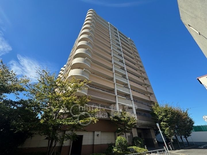 大阪府大阪市北区中津3丁目の賃貸マンションの外観