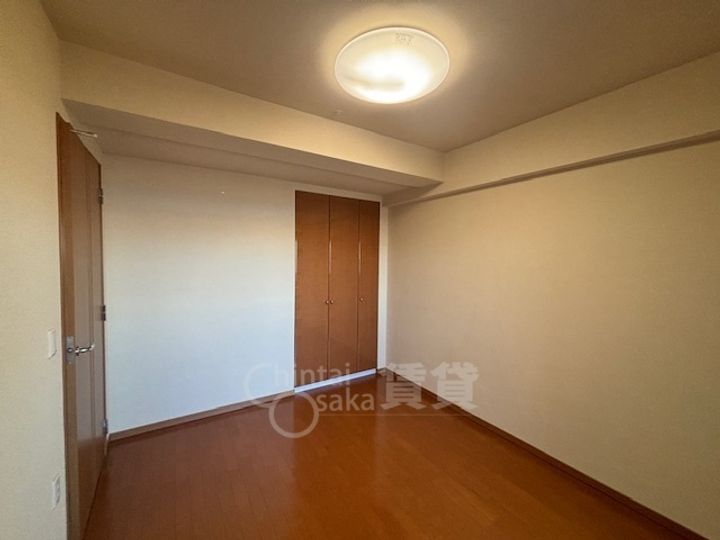 大阪府大阪市北区中津3丁目の賃貸マンションの居間