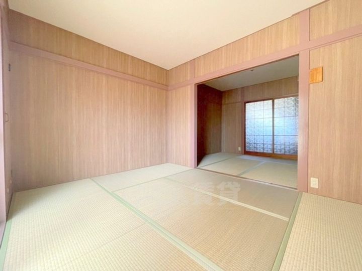 大阪府大阪市淀川区十八条2丁目の賃貸マンションの居間