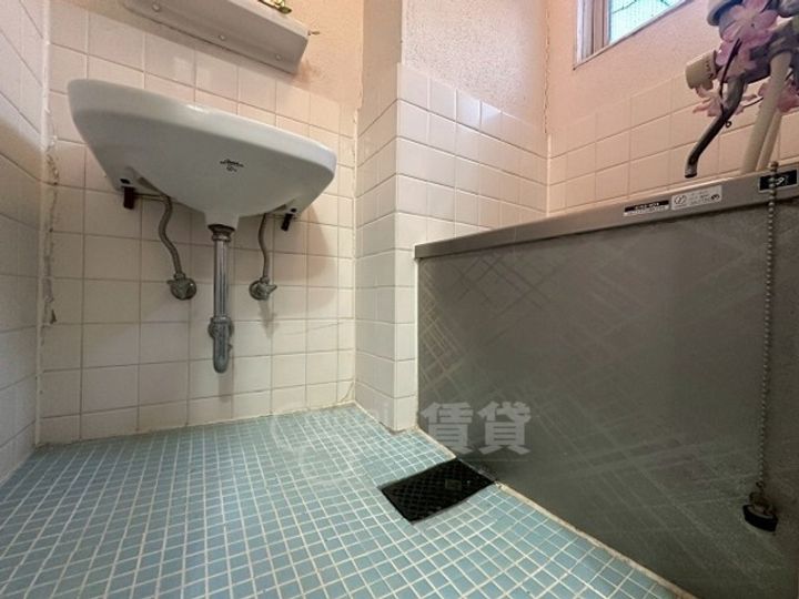 兵庫県宝塚市雲雀丘1丁目の賃貸マンションの風呂