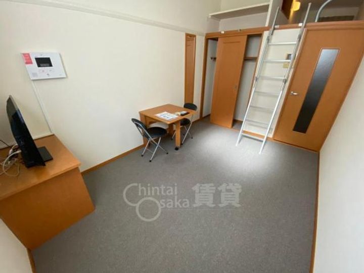 大阪府大阪市西淀川区姫島5丁目の賃貸マンションの居間
