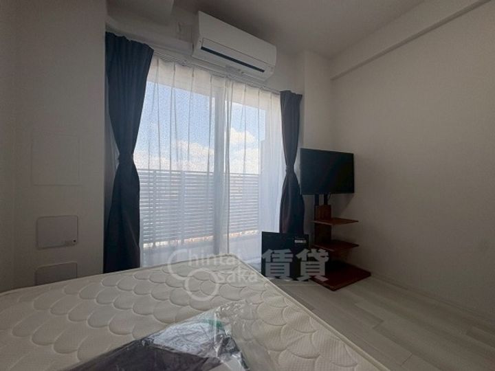 エスリード新大阪ザ・プレミアEASTの居間