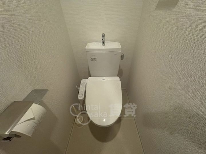 大阪府大阪市東淀川区東中島2丁目の賃貸マンションの内装