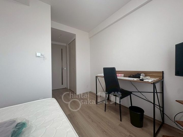 大阪府大阪市東淀川区東中島2丁目の賃貸マンションの居間