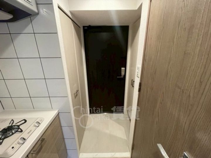 エスリード新大阪ザ・プレミアWESTの玄関