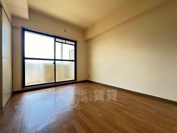 大阪府大阪市東淀川区大桐5丁目の賃貸マンションの内装