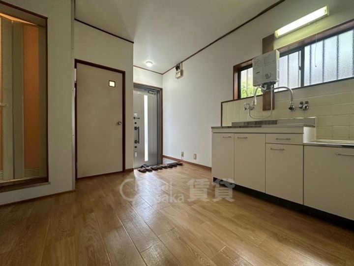 兵庫県川西市美園町(一戸建)の賃貸物件の居間