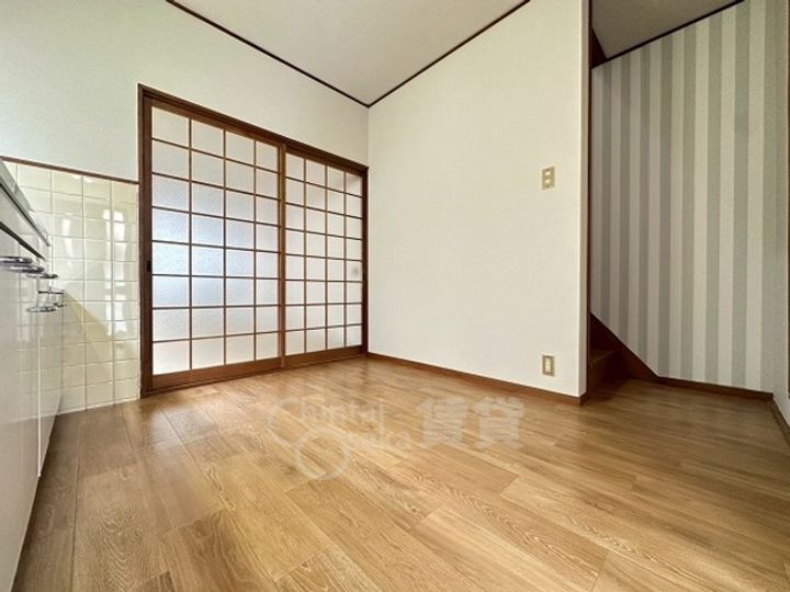 兵庫県川西市美園町(一戸建)の賃貸物件の居間