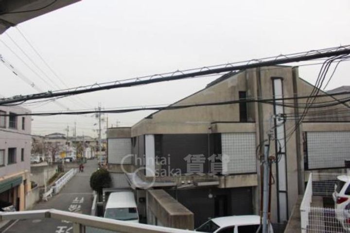 メゾンセリシエの周辺