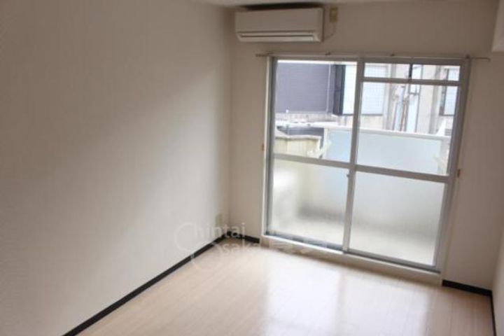 メゾンセリシエの居間