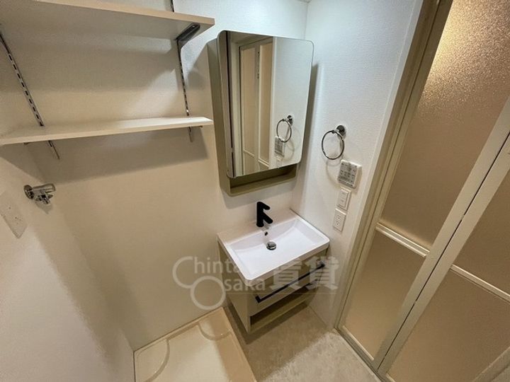 大阪府吹田市江坂町5丁目の賃貸マンションの内装