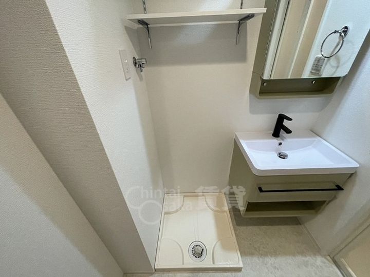 大阪府吹田市江坂町5丁目の賃貸マンションの内装