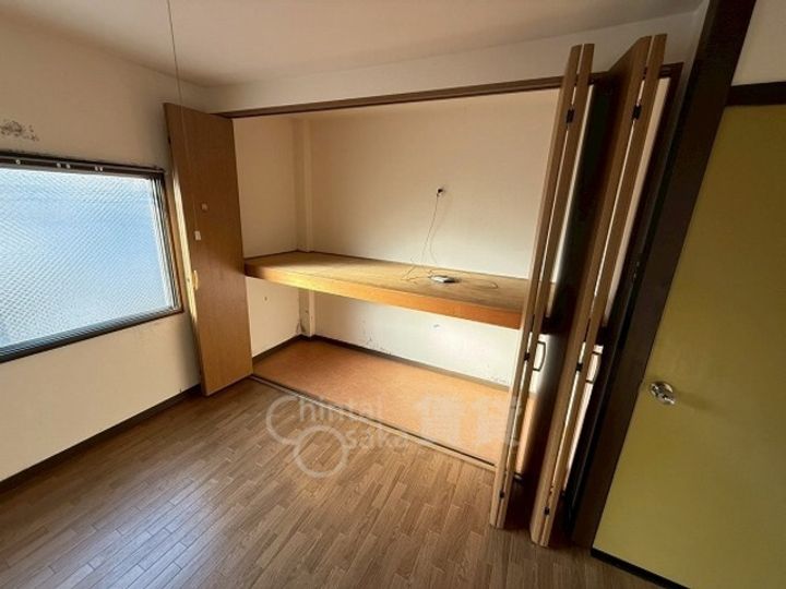 大阪府大阪市東淀川区下新庄4丁目の賃貸マンションの内装