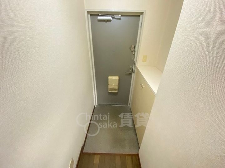 大阪府吹田市山田南(マンション)の賃貸物件の玄関