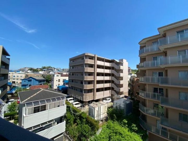 パセオ石橋の周辺