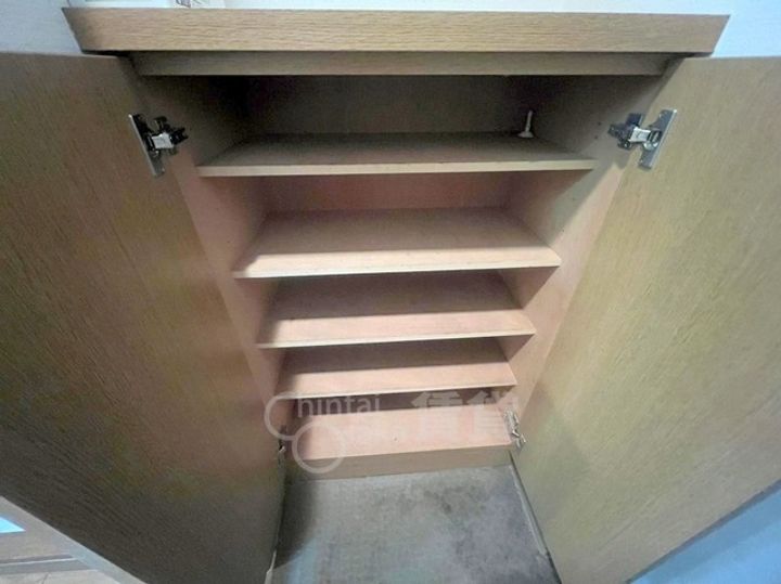 大阪府大阪市東淀川区東中島1丁目の賃貸マンションの内装