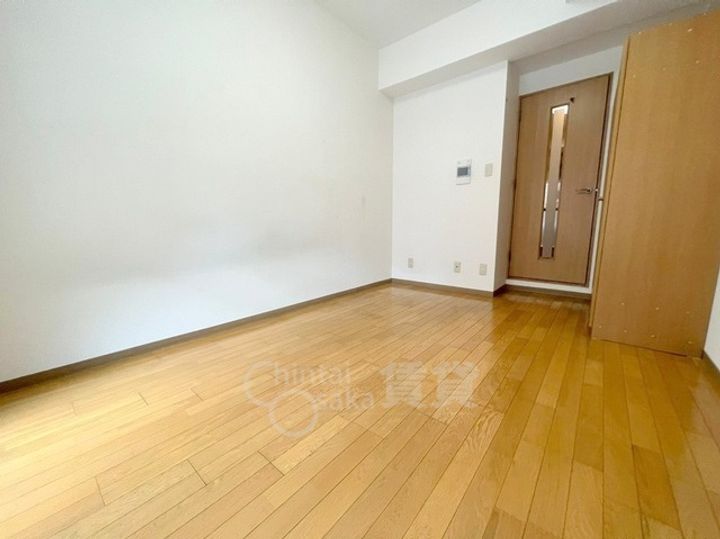 大阪府大阪市東淀川区東中島1丁目の賃貸マンションの居間