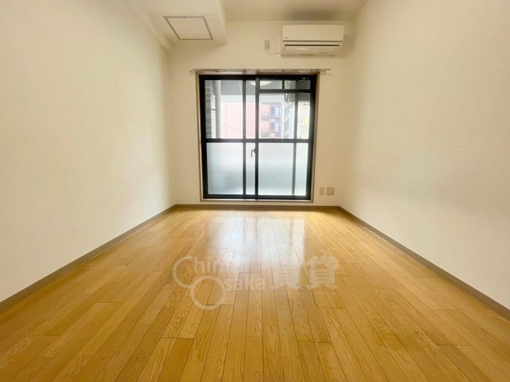 大阪府大阪市東淀川区東中島1丁目の賃貸マンションの居間