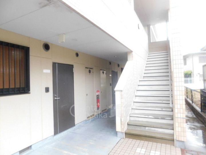 ラークハイムの玄関