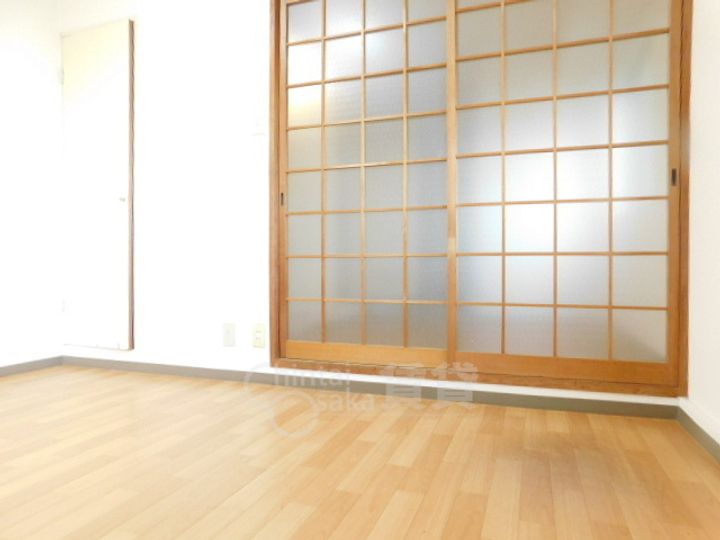 シティハイツ槻木の居間