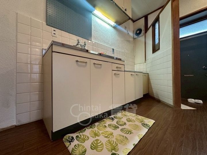 兵庫県宝塚市雲雀丘1丁目の賃貸マンションのキッチン