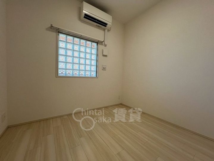 大阪府大阪市淀川区新高2丁目の賃貸マンションの寝室